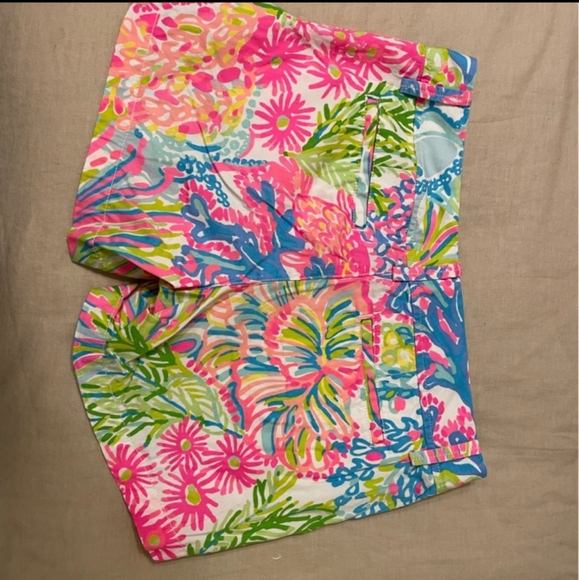 Lilly pulitzer floral coral. - Picture 2 of 3